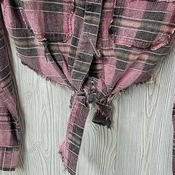 Akira Cool Again Grunge Y2K Flannel Blouse Womens Size Medium - Picture 4 of 11